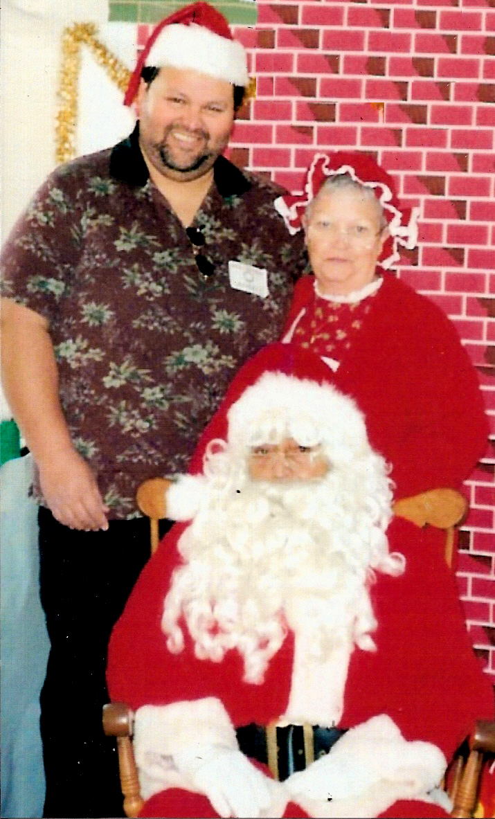 Angel with Santa & Mrs. Claus02 Angel with Santa & Mrs. Claus02